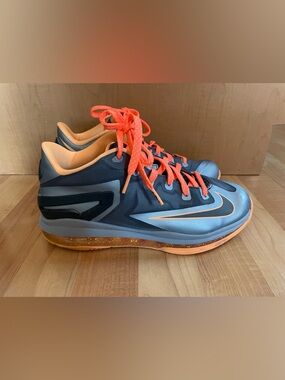 Nike LeBron 11 Low Size 7 youth 
Grey and Orange